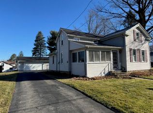 308 E Grove St, Parma, MI 49269