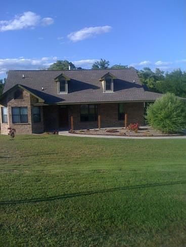 1st image of 825 English Creek Dr