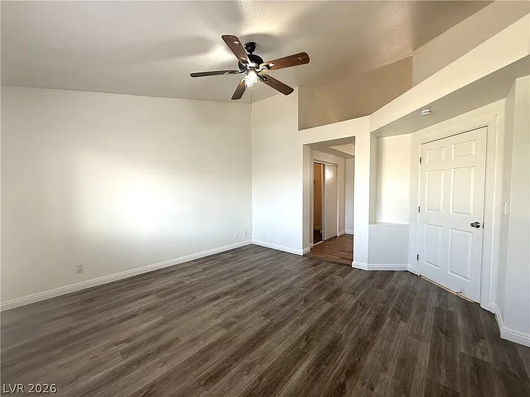 4537 Fireside Ln — Photo 12