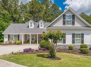 1421 Tumblerock Ct, Loganville, GA 30052
