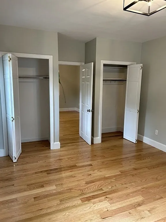1 bed, 950 sqft, $3,140 — Photo 2