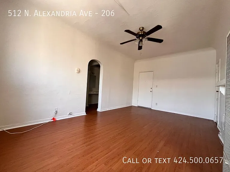 512 N Alexandria Ave #206 — Photo 2