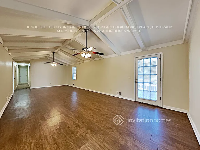 624 Princess Cir — Photo 5