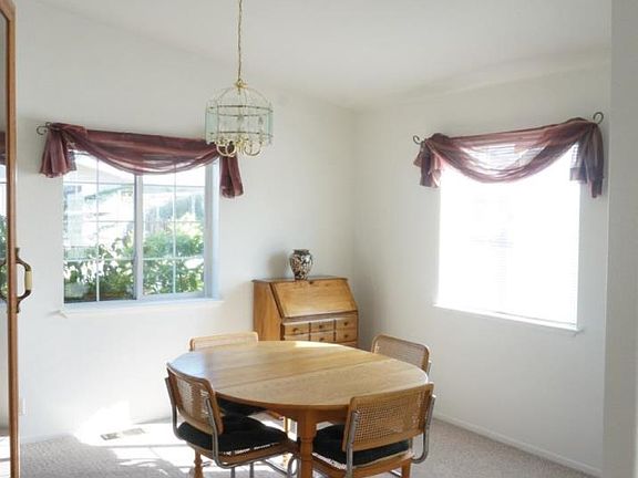 4th image of 40 Primrose St #40