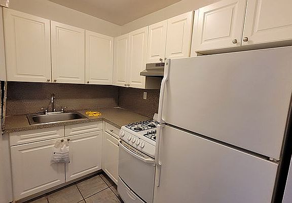 3rd image of 41-12 Elbertson St #6D