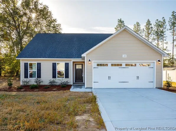 139 Sandy Grove Rd, Parkton, NC 28371
