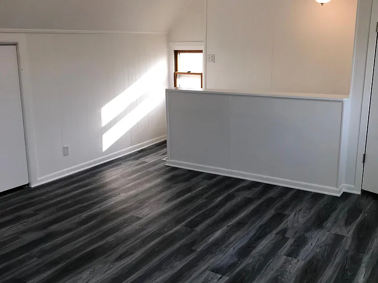 75 Lawrence Ave #A — Photo 15