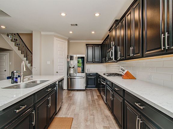 3rd image of 4439 Rolling Field Ln