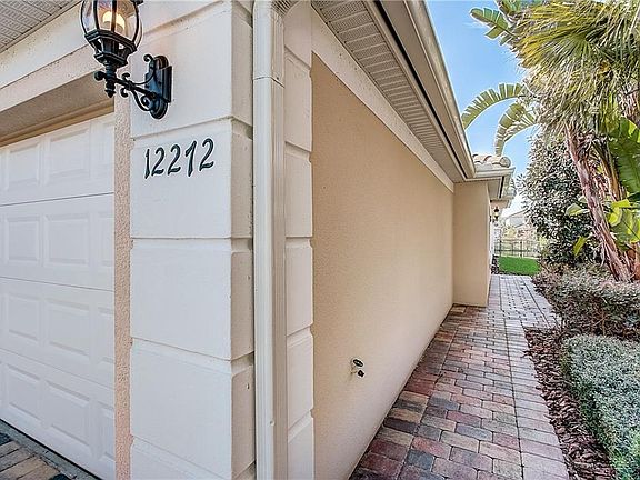 3rd image of 12272 Pescara Ln #4C