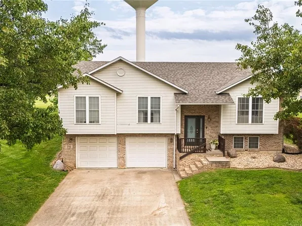 781 N West Ln, Jackson, MO 63755