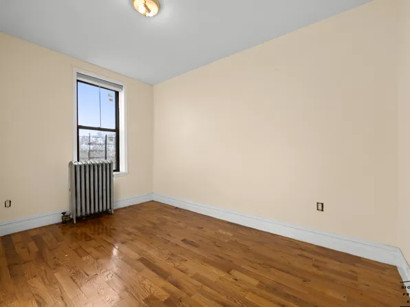 1314 Eastern Parkway image 1 of 13