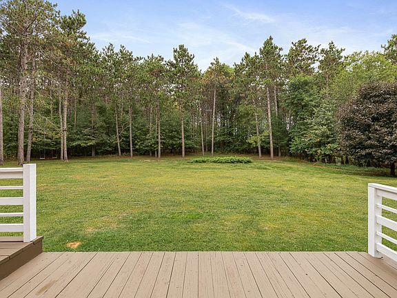 2nd image of 23902 Pineview Rd
