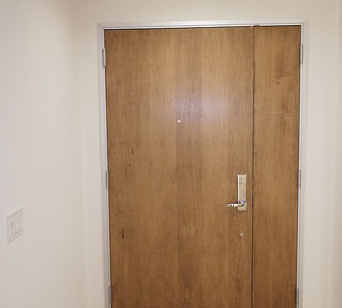 2nd image of 105 S Mariposa Ave APT 308