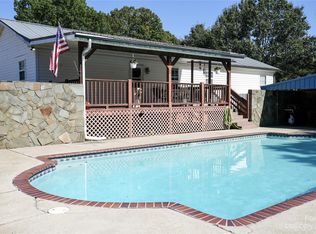 6394 Sherwood Ln, Denver, NC 28037