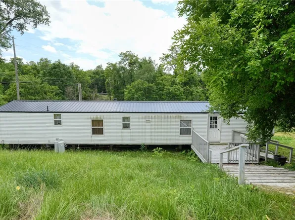 195 Sundale Rd, Norwich, OH 43767