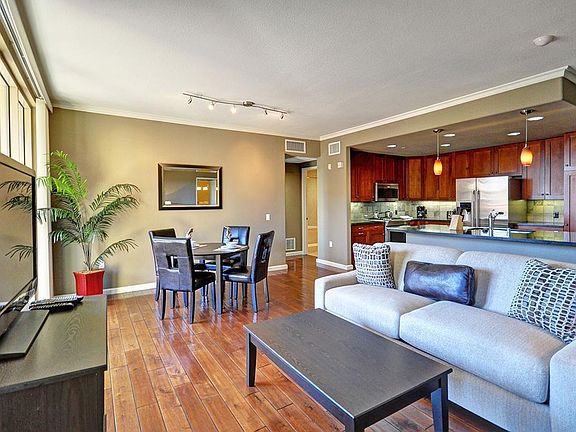 5th image of 16110 Ventura Blvd #209