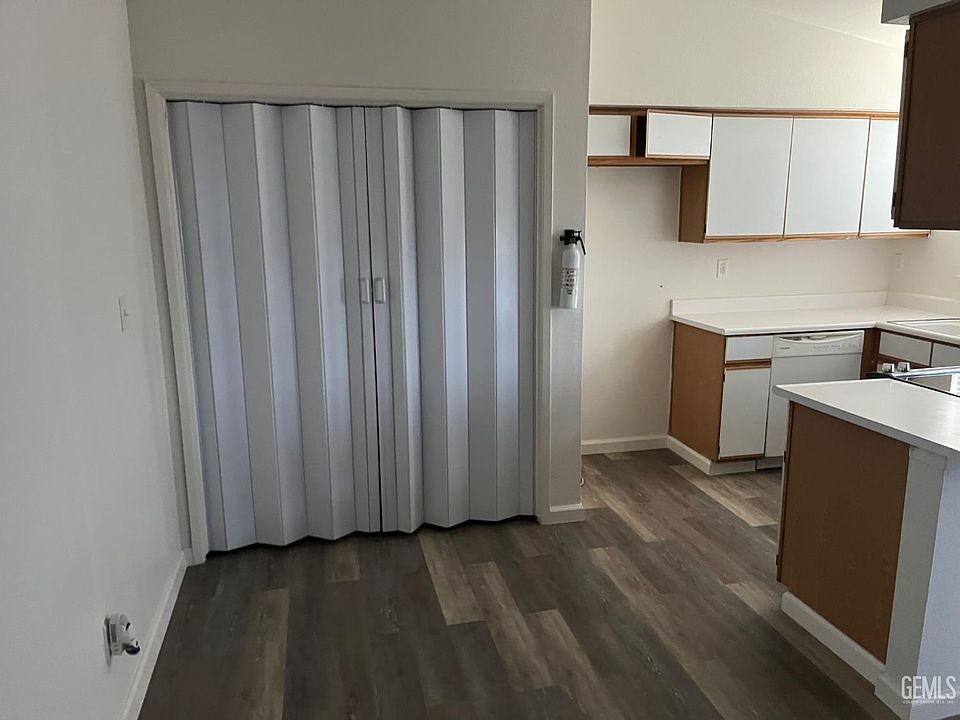2nd image of 4701 Beechwood St APT 150