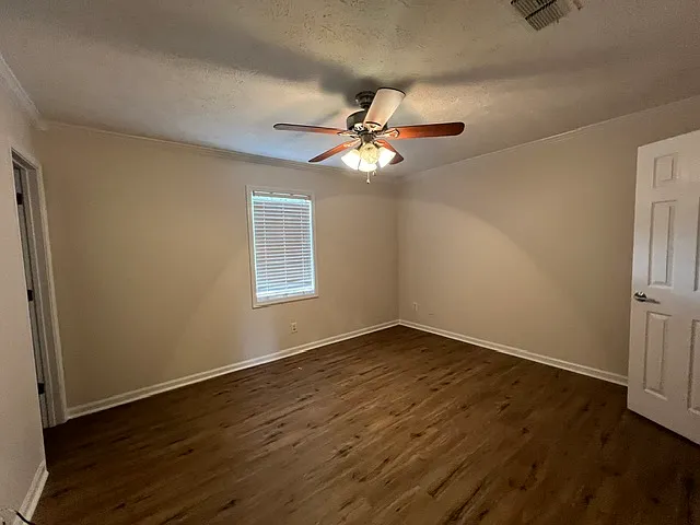 278 Thornton Dr — Photo 10