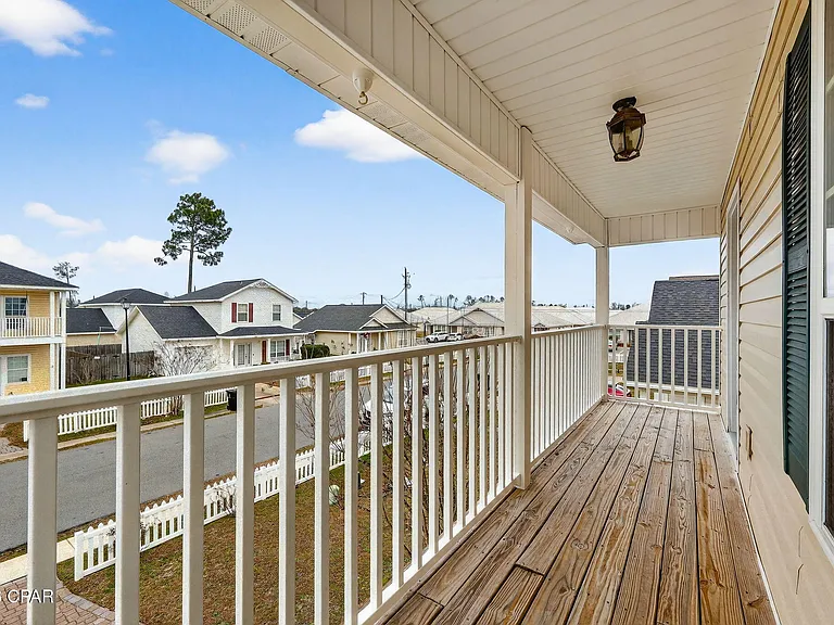 2605 Avondale Ct — Photo 23