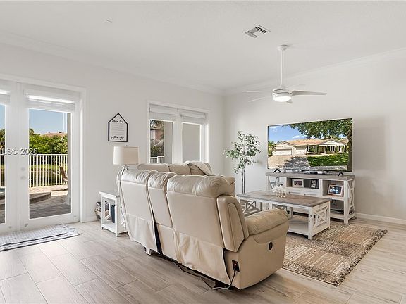 4th image of 9463 Savannah Estates Dr