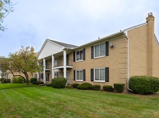37095 Nottingham Dr #13, Sterling Heights, MI 48312