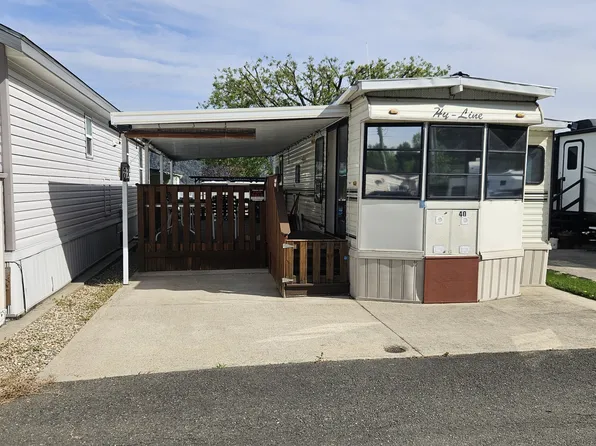 1226 2nd Ave #40, Chase, BC V0E 1M1