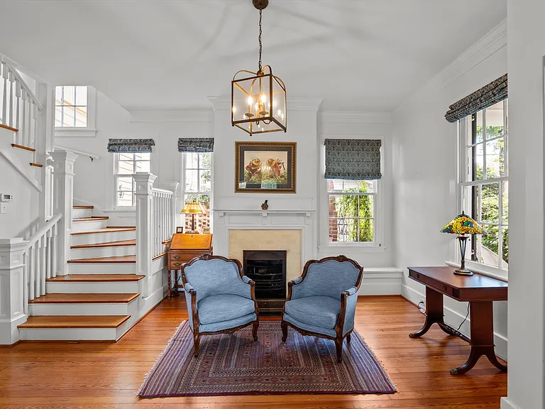 2509 Bellevue Ave — Photo 11