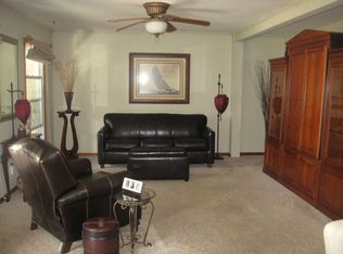 3375 Ponemah Dr, Fenton, MI 48430