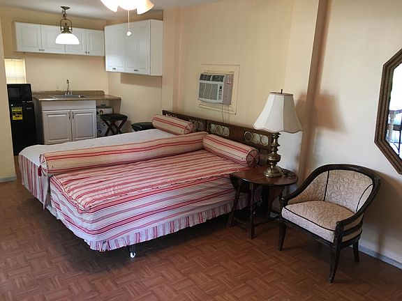 4th image of 5070 Canal Dr