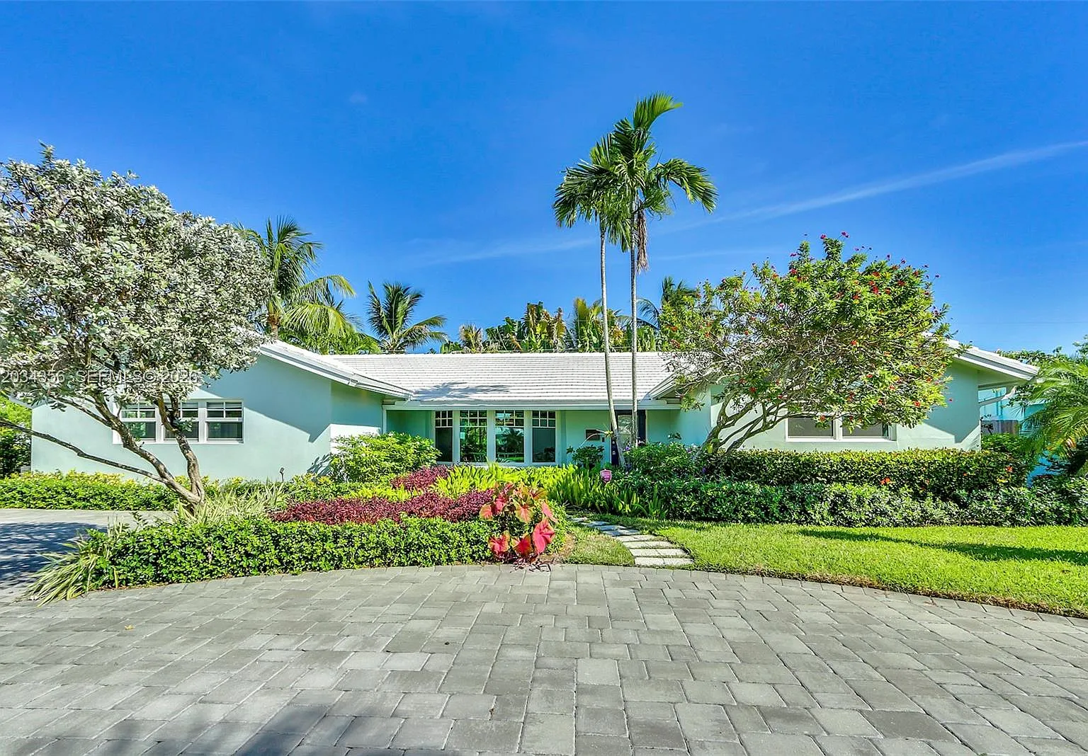 Coral Ridge Isles — Photo 1