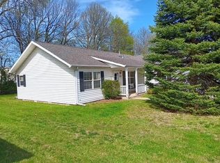 N115W21032 Brookside Dr, Germantown, WI 53022