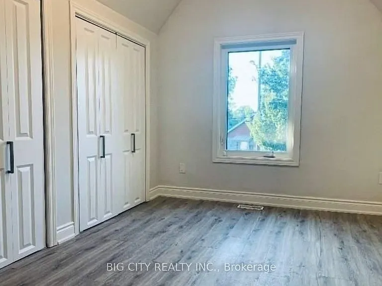 75 Eileen Ave — Photo 7