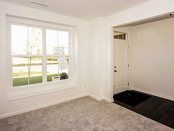 5th image of 2577 Southward Dr