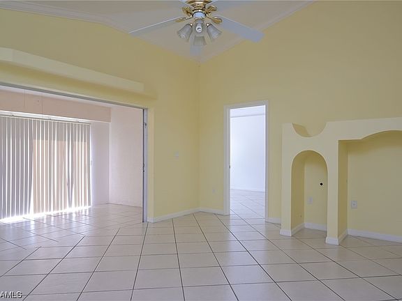 4th image of 3214-3216 SW 7th Pl