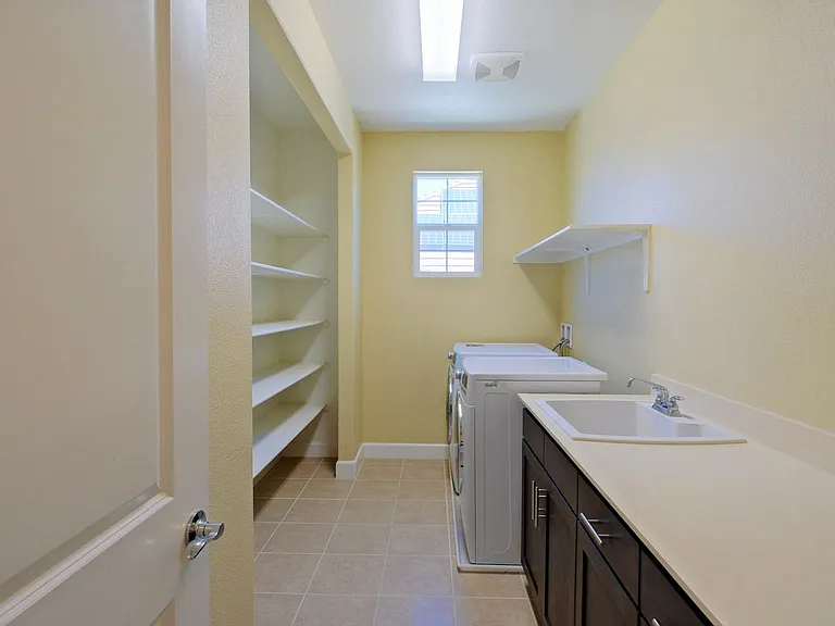 6536 Terrace Ridge Ct — Photo 25