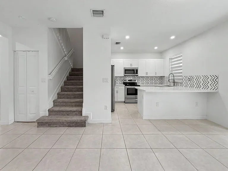 2644 SE 15th Ct #2644 — Photo 15