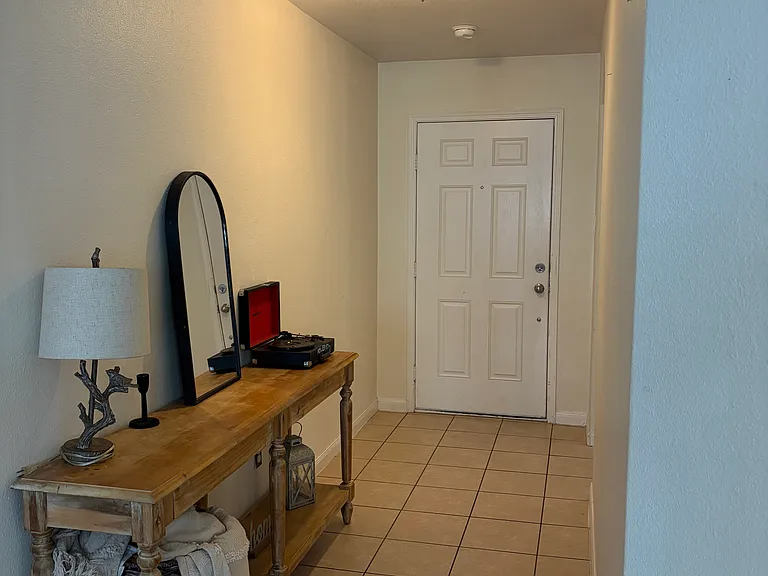 725 Lazy Crest Dr — Photo 5