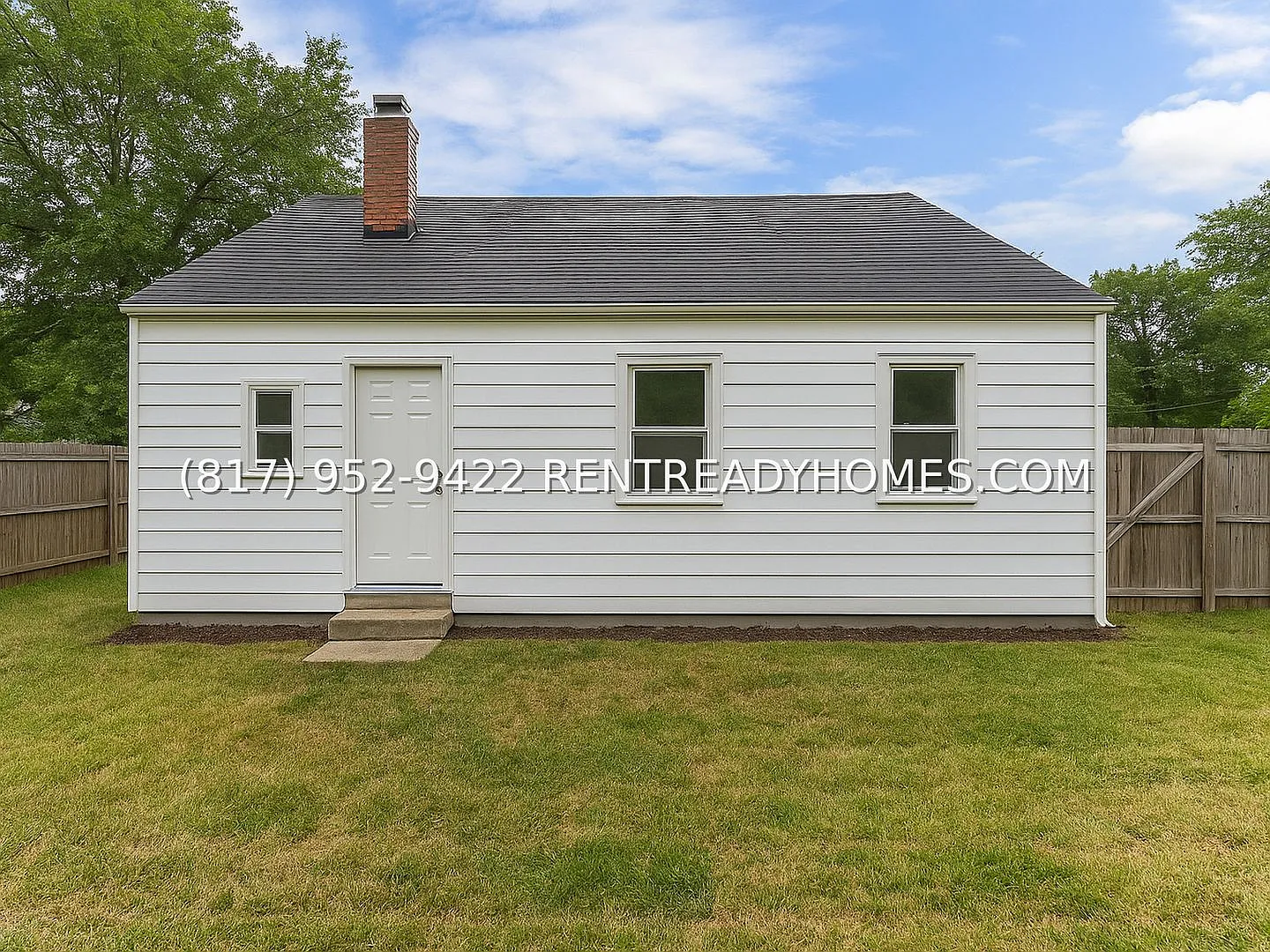 1344 Rayfield Dr - Renovated 3 Bedroom Home in Birmingham — Photo 2