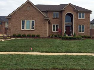 22802 Bentley Dr, Northville, MI 48167