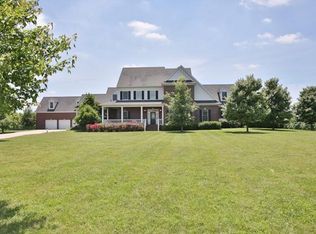180 Hunters Pointe Pl, Simpsonville, KY 40067