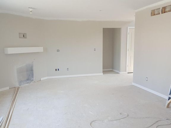 4th image of 3426 Camrose Dr #26