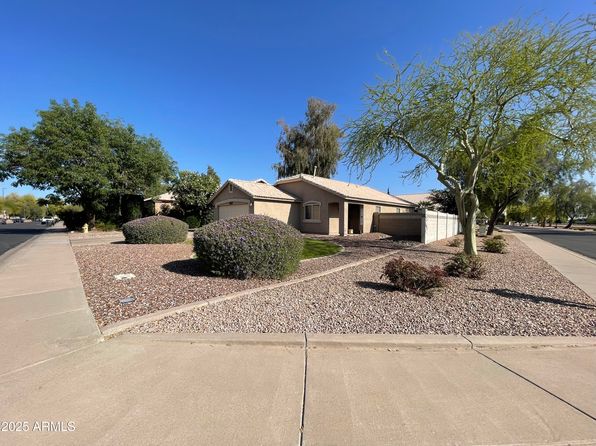 2735 E Harwell Rd, Gilbert, AZ 85234