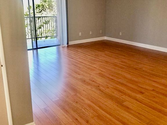 3rd image of 3845 Vinton Ave #3838