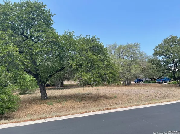 100 Burr Oak, Horseshoe Bay, TX 78657
