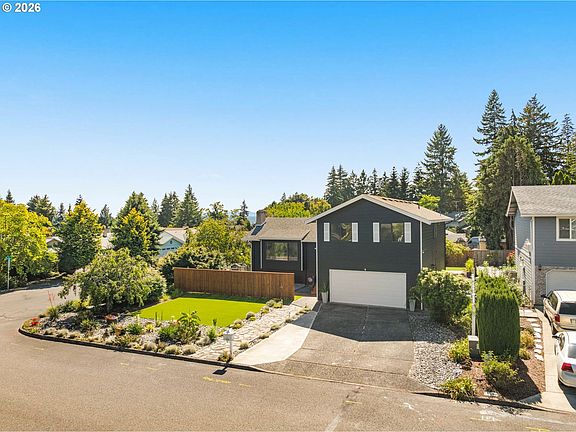 3rd image of 1410 SE 121st Ave