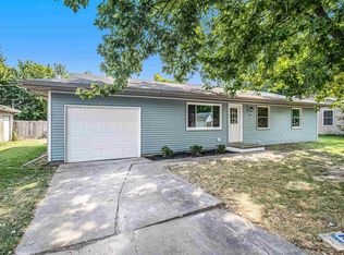600 S Manor Dr, Syracuse, IN 46567