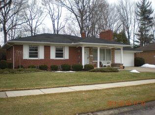 23740 Johnston Ave, Eastpointe, MI 48021