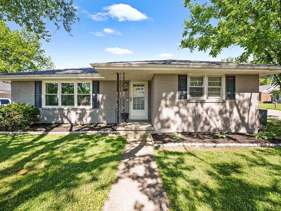 1st image of 301 Snowden Dr