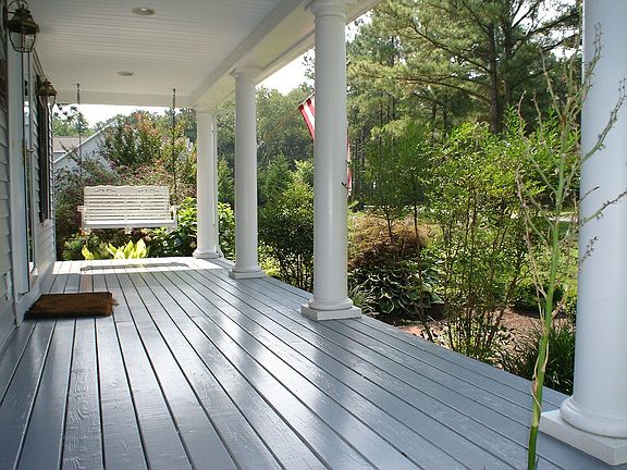 Large "southern Style" Front Porch