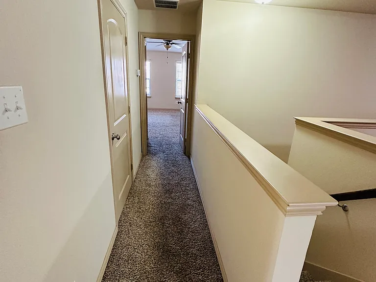 2249 Salado Dr — Photo 16